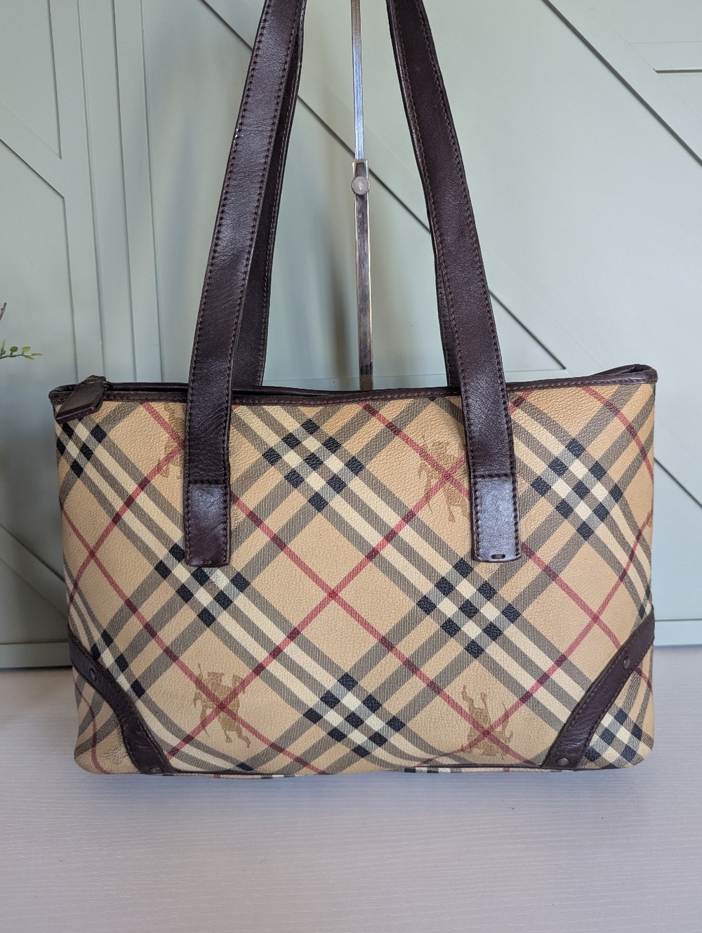 Burberry Beige Plaid Tote with Dark Brown Leather Trim - Picture 2 of 15